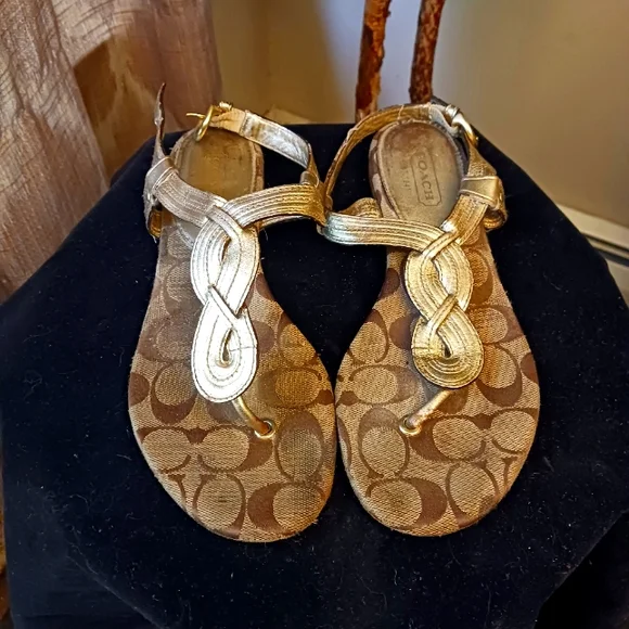 Coach Gold Metallic T-Strap Sandals sz 8 - Picture 1 of 8